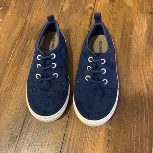 Size 9 boys blue suede shoes